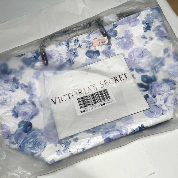 Victoria’s Secret Floral Tote - Picture 5 of 11